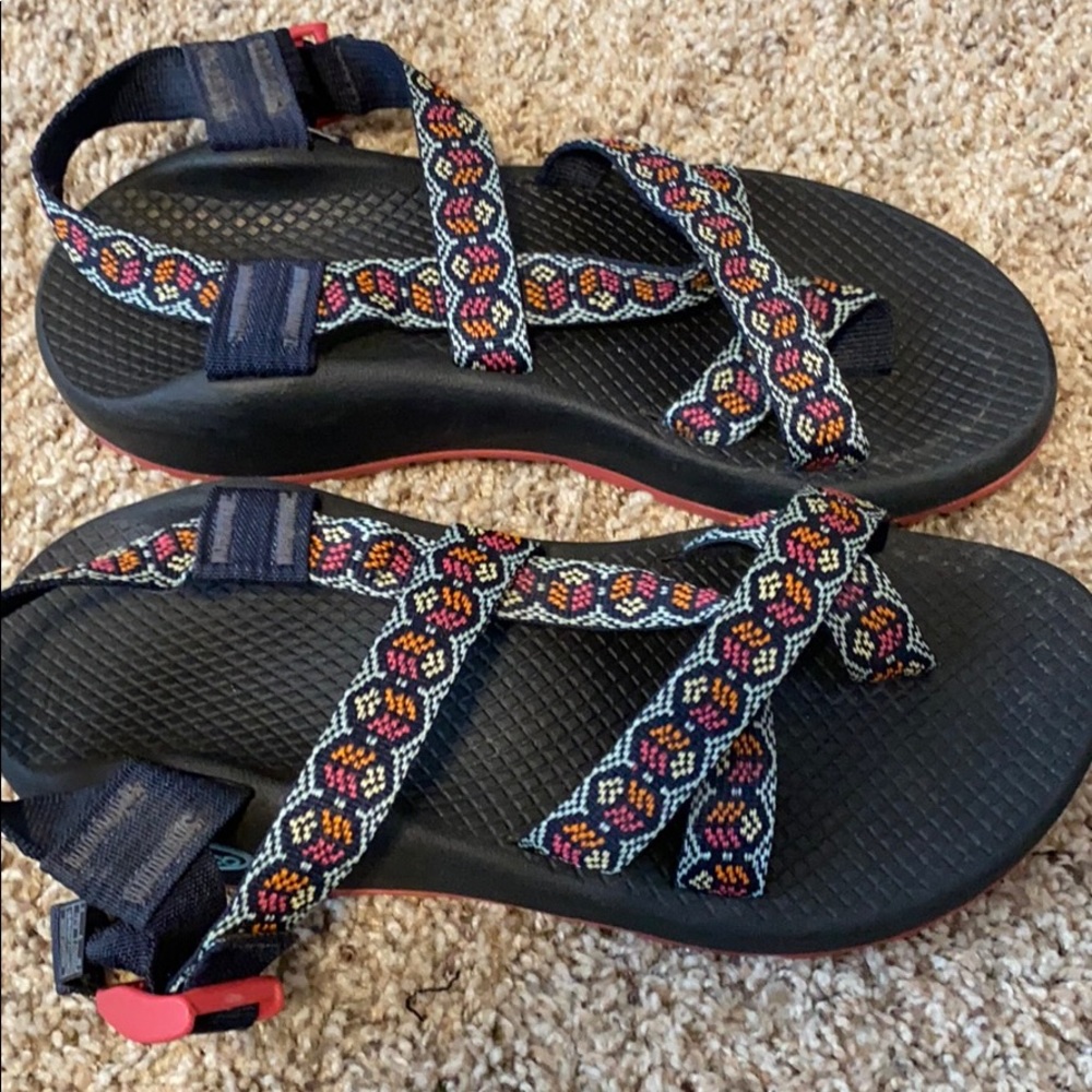 Pink and red Chaco